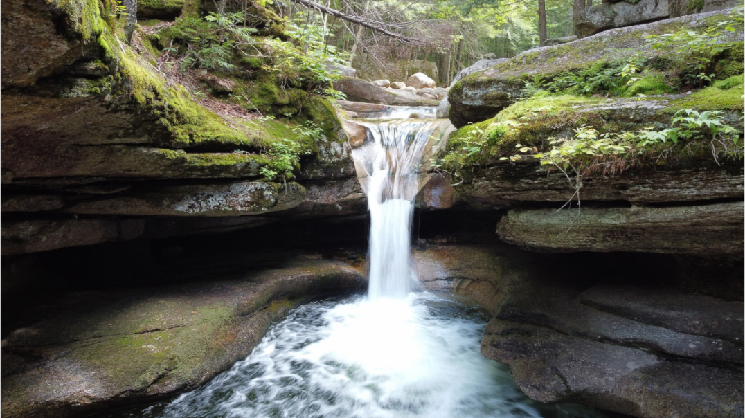 Main image The Eternal Waterfall