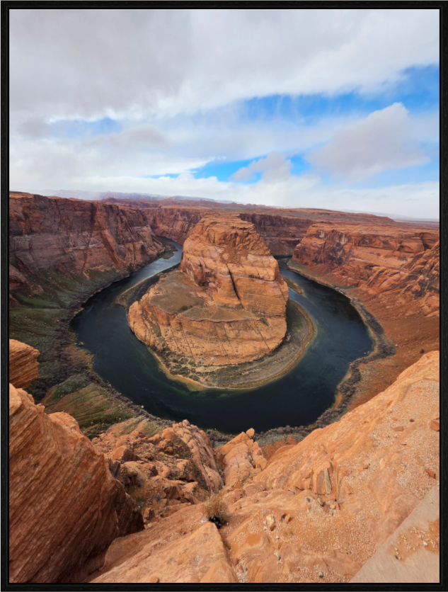 Main image The Horseshoe carved by time